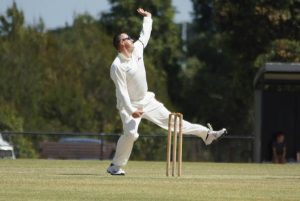 Thunderbolts strike Swans