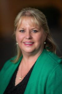 Crs pay tribute to late mayor
