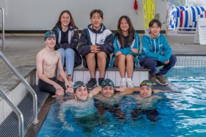 Otters romp into national titles