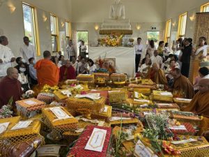 Generosity at festival fundraiser