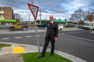 Labor Crs turn ‘friendly’ foes