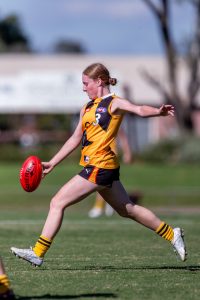Stingrays outlasted in prelim
