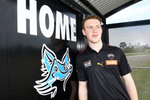 Clubs eye injured Mraz