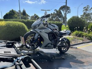 Rookie errors by learner rider in Endeavour Hills