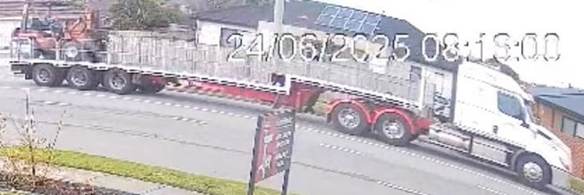B-double allegedly flees side-swipe crash