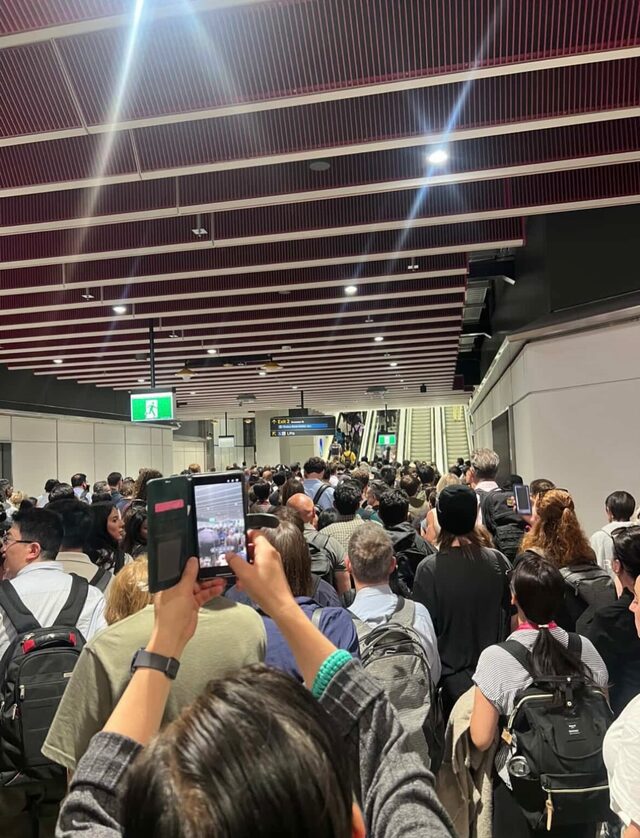 Peak-hour fault strands Cranbourne and Pakenham commuters
